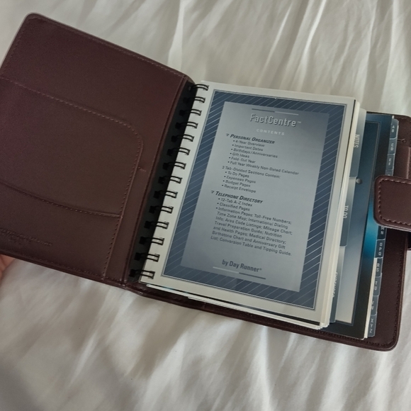 Vintage Day Runner Binder & Planner Organizer UNUSED - Picture 1 of 12